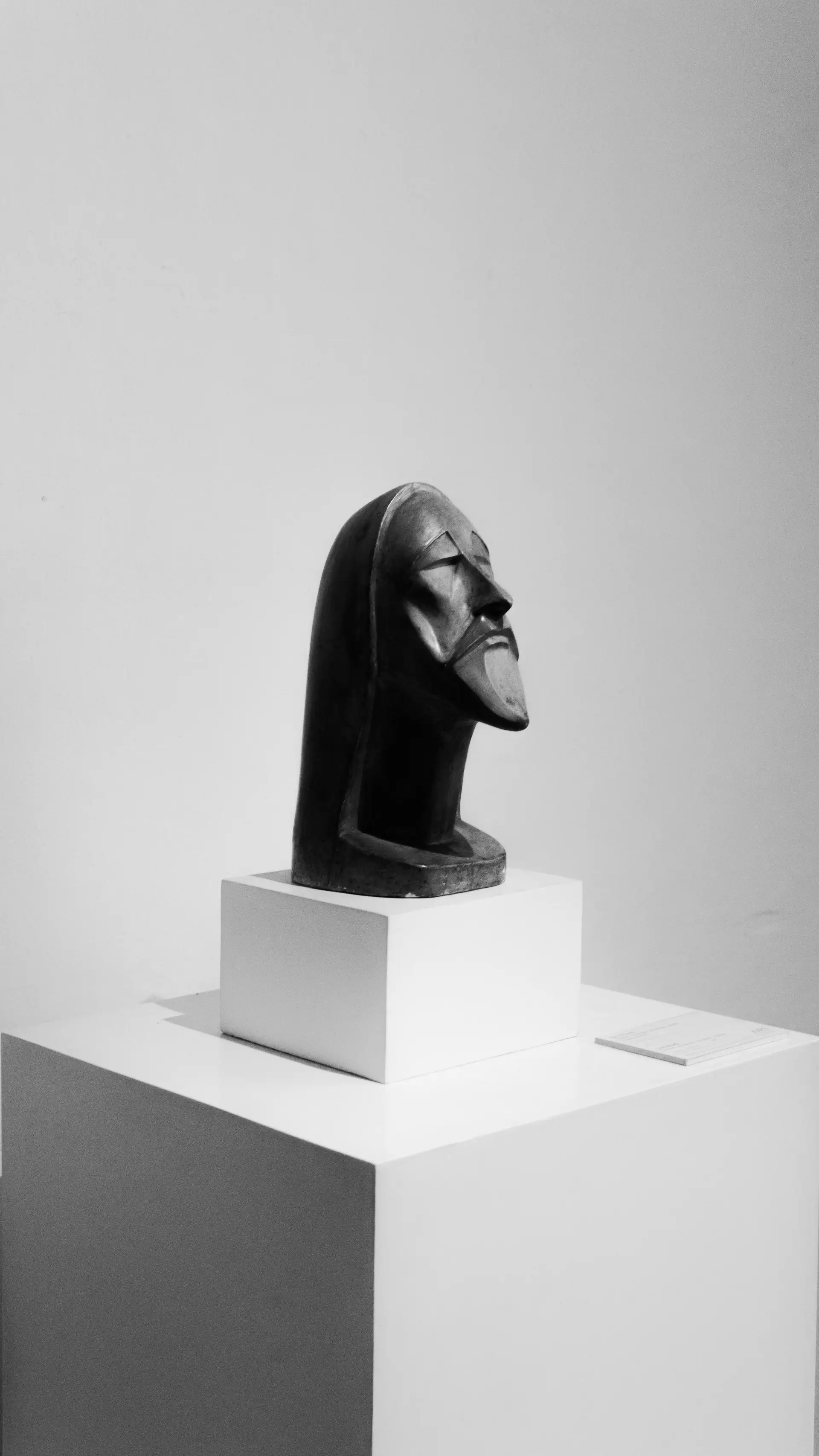 Minimalist sculpture by Noah Wren